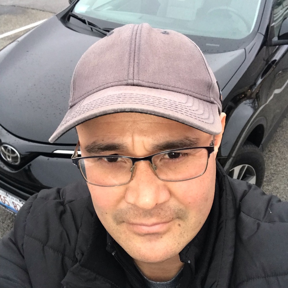 Meet your Posher, Luis